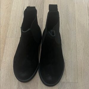 Zara Black Suede Ankle Boots